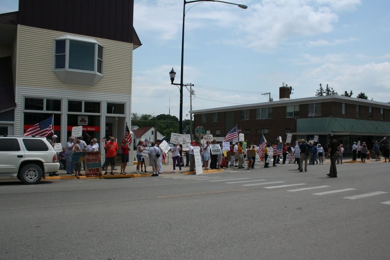 Protestors 03.JPG