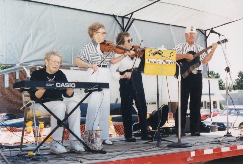 Taste of Postville Nordic Players 1998-09-13.jpg