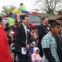 Pastor David Vasquez, Bishop Steven Ullestad, marchers.JPG